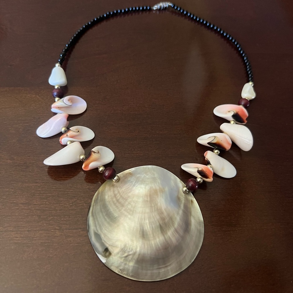 Shell Statement Necklace With Small Shells And Go… - image 1
